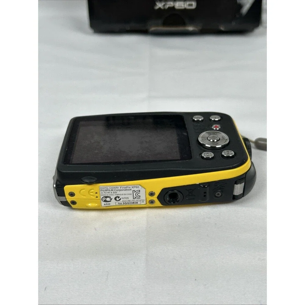 Fujifilm FinePix XP60 Yellow 16.4MP Digital Camera Charger Battery Software Disk